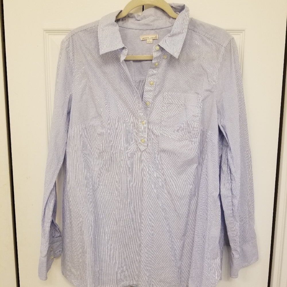 Lot of 3 Gap Maternity long sleeved shirts